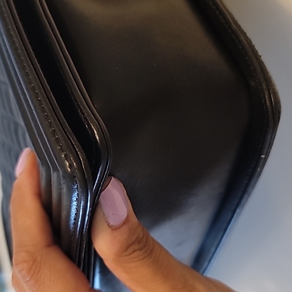 Chanel Boy Bag - Picture 9 of 16